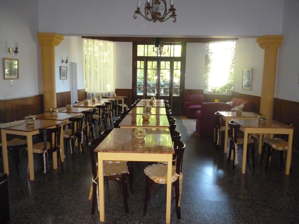 Hotel Alihuen Sierra de la Ventana Buitenkant foto